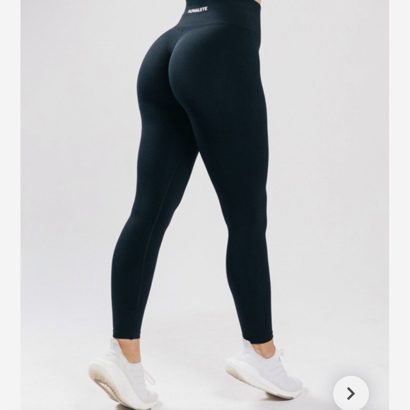 ISO: ALPHALETE AMPLIFY LEGGINGS SIZE SMALL - Picture 1 of 2